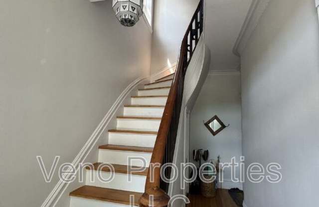 251 3rd St. Gallery 2