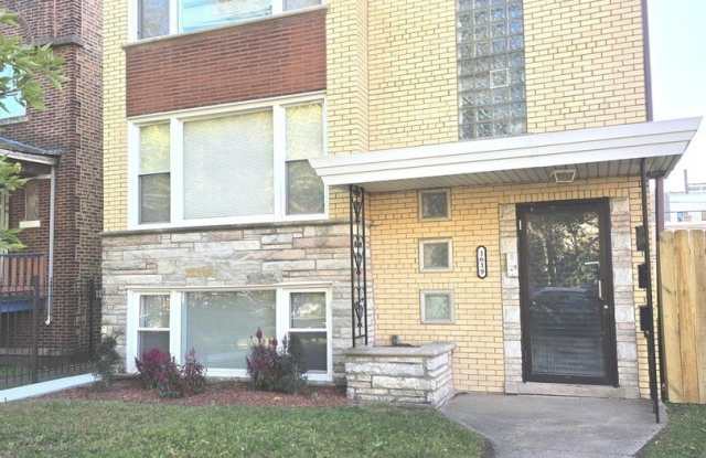 1621 E 74th Place unit: G - 1621 East 74th Place, Chicago, IL 60649