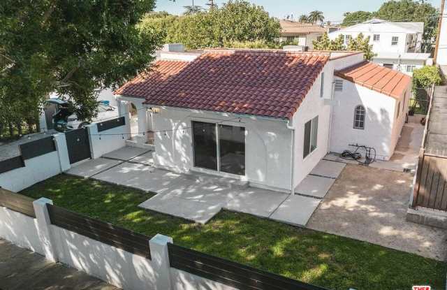 923 North Stanley Avenue photos photos