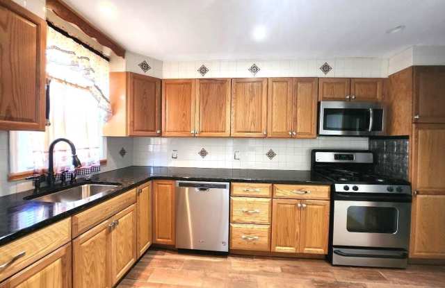 443 E PLEASANT Street photos photos