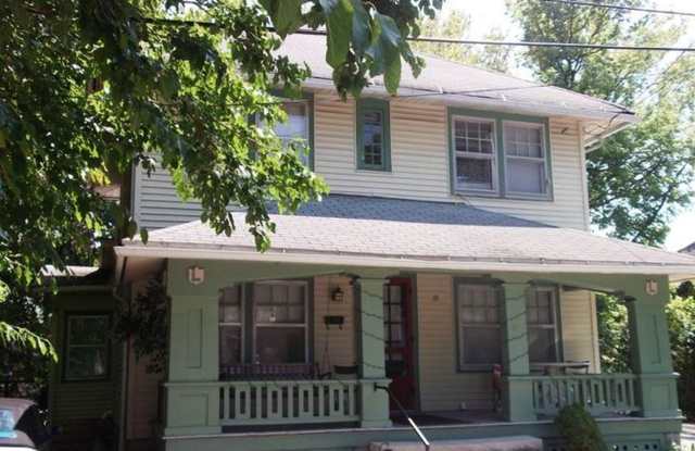 Spacious 5-Bedroom, 2-Bath Home with Classic Charm and Modern Updates: Available August 2026! photos photos Spacious 5-Bedroom, 2-Bath Home with Classic Charm and Modern Updates: Available August 2026! photos photos