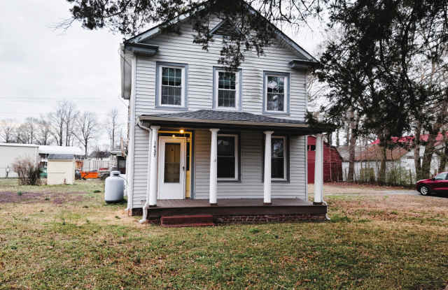 1437 Fentress Road photos photos