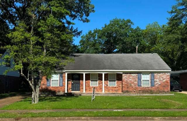 Sea Isle- Newly Renovated 3 BR/2 BA with Privacy Fence and Single Garage photos photos
