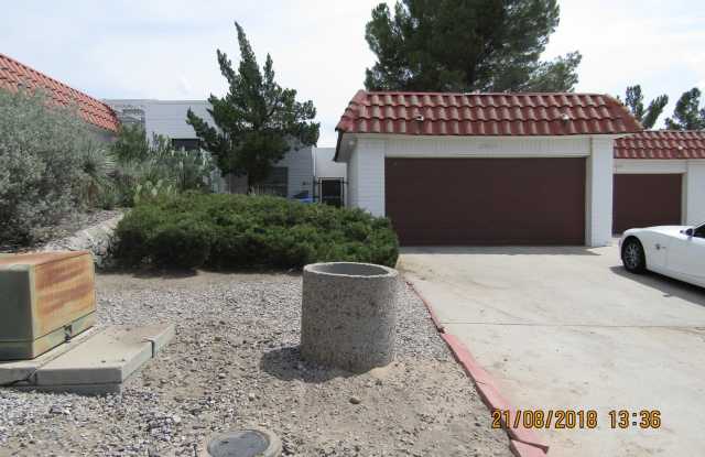 2 Bedroom 2 Bath Duplex!! Taking Applications now! photos photos