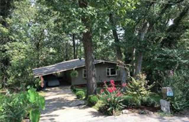 48 Grisham Drive - 48 Grisham Drive, Bella Vista, AR 72715