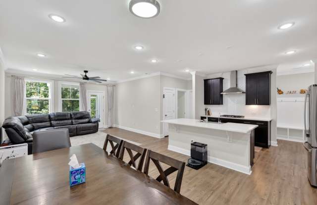 1752 Alpine Summer Lane - 1 Gallery 4