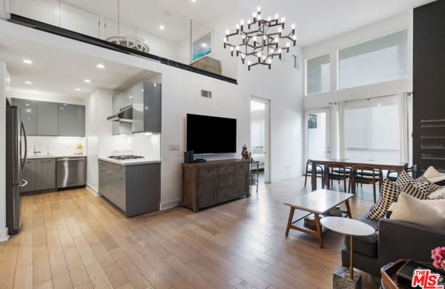 600 S Ridgeley Dr - 600 South Ridgeley Drive, Los Angeles, CA 90036