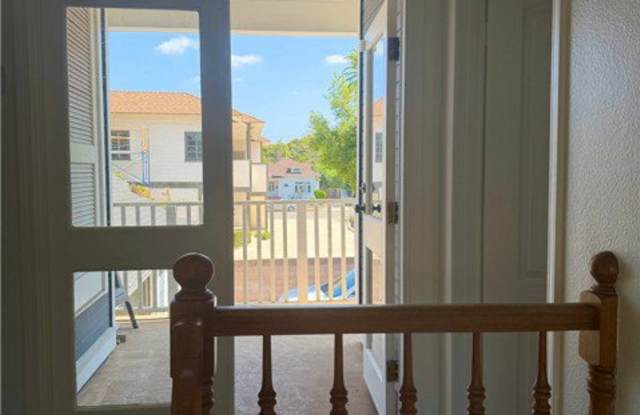 129 East Palmyra Avenue Gallery 3