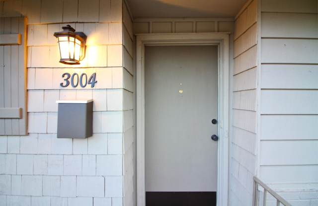 3004 South Q Street Gallery 3