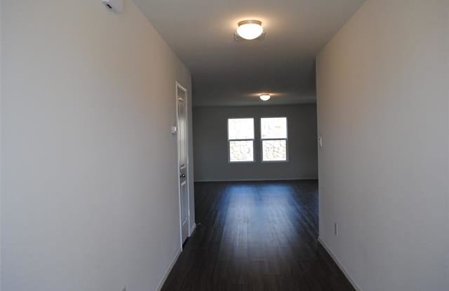5532 McClelland Gallery 4