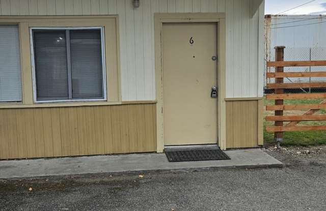 12605 Pacific Avenue South - 12605 Pacific Avenue South, Parkland, WA 98444