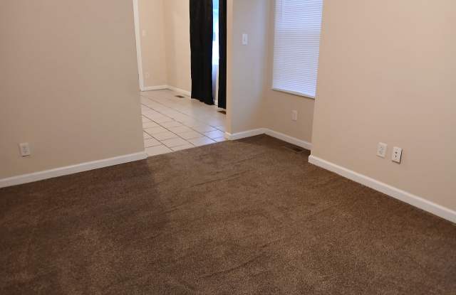 709-1 S. Poplar St photos photos