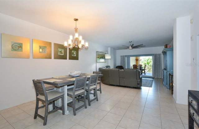 1188 N TAMIAMI TRAIL Gallery 2