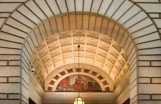 Metro 417 Gallery 2