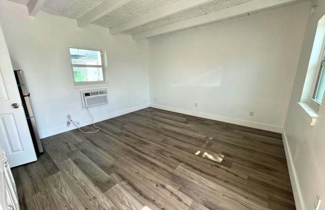 670 E Alfred Drive Gallery 4
