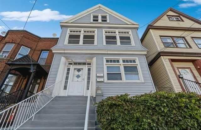 68 LINDEN AVE photos photos