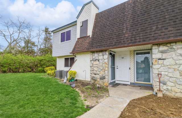 48 Pointe Cir S Gallery 2