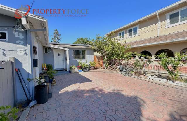 2 Bedroom 1 Bath - Nicely Updated home with new washer dryer and fenced in back yard. photos photos