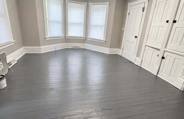 517 Mabel - 1 Gallery 4