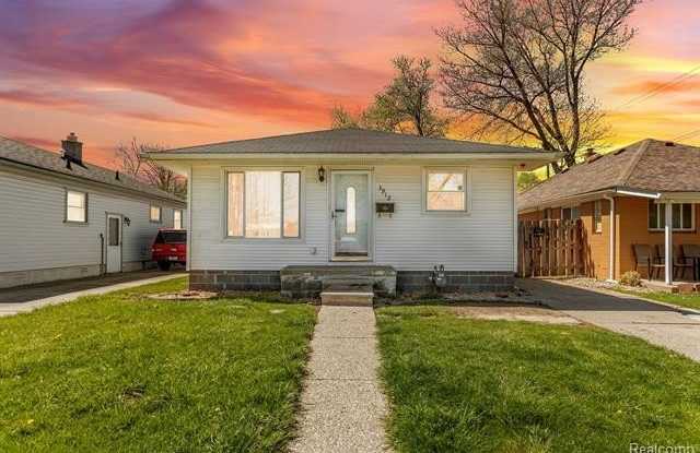 3912 ZIEGLER Street Gallery 1