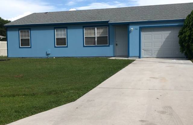 3 bedroom 2 bath Rental home EAST OF US 1 Gallery 1