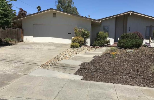 358 Lincoln Ave - 358 Lincoln Avenue, Livermore, CA 94550