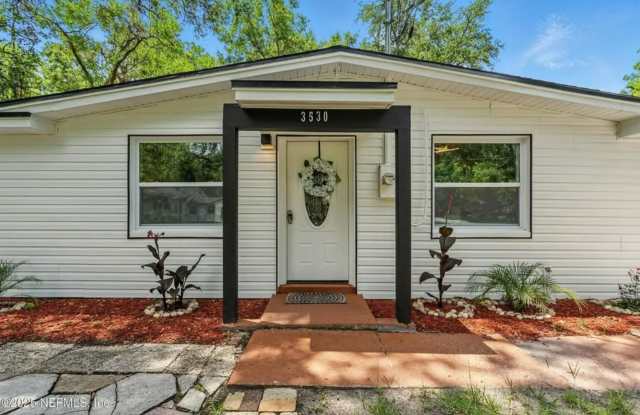 3530 Shadow St photos photos