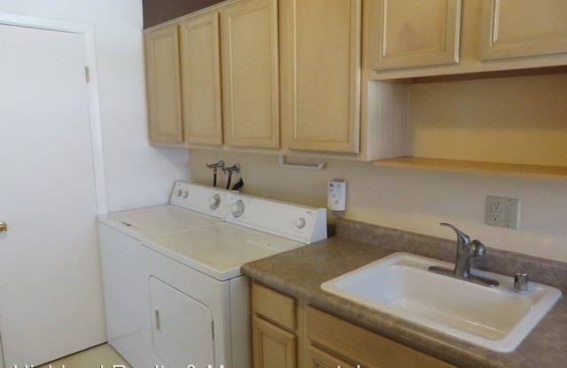 8015 Wolff Street Unit D Gallery 4