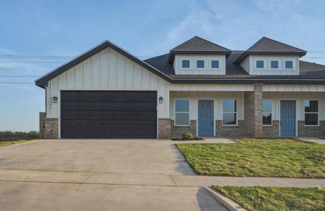 Brand New Luxury Duplex Minutes from the Data Center photos photos