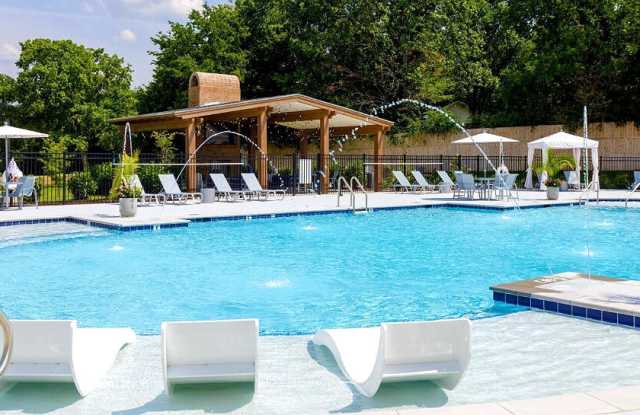 Clear Creek Springdale Apartments Gallery 3