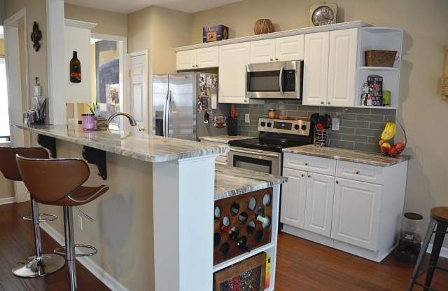 460 Old Towne Dr - 460 Old Towne Drive, Nashville, TN 37027