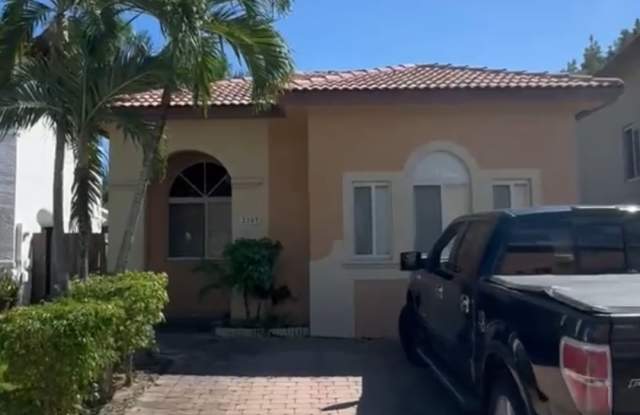 2507 Northeast 41st Terrace - 2507 Northeast 41st Terrace, Homestead, FL 33033