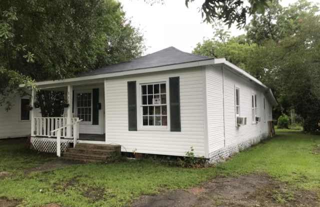 311 N Royal St photos photos