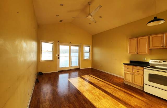 1 Horseshoe Lake Rd Gallery 3