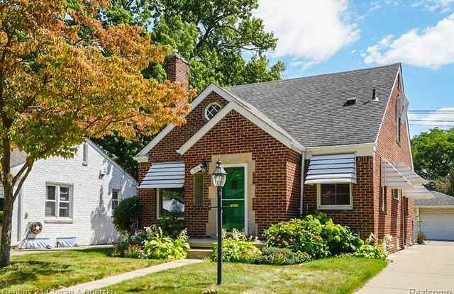 1845 Edgewood Street photos photos