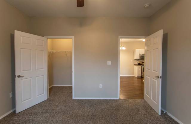 Carlyle photos photos