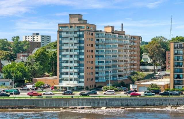 300 Lynnshore Dr photos photos