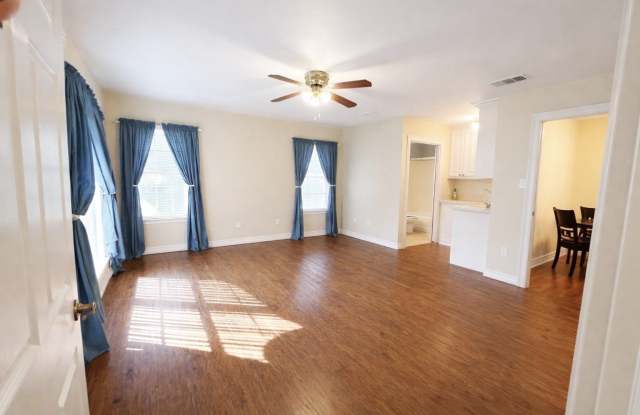 1825 Glenway Drive Gallery 4