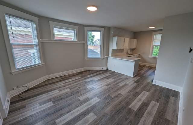 Beautiful Housing Convenient to Xavier Campus with Bonus Room photos photos