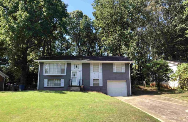 4046 Green Oak Dr - 4046 Green Oak Drive, Doraville, GA 30340