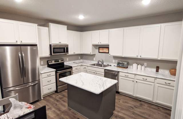 544 Cannon Way - 544 Cannon Way, Dundas, MN 55019