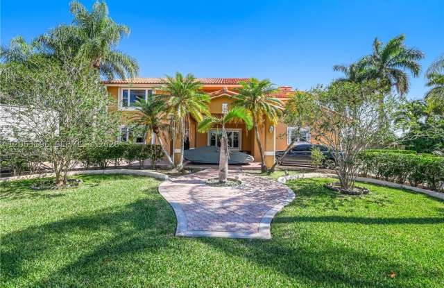 16520 SW 272nd St photos photos