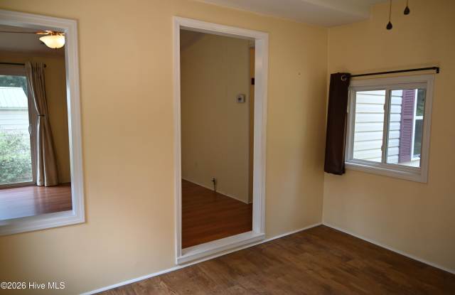 164 Short Road Gallery 4