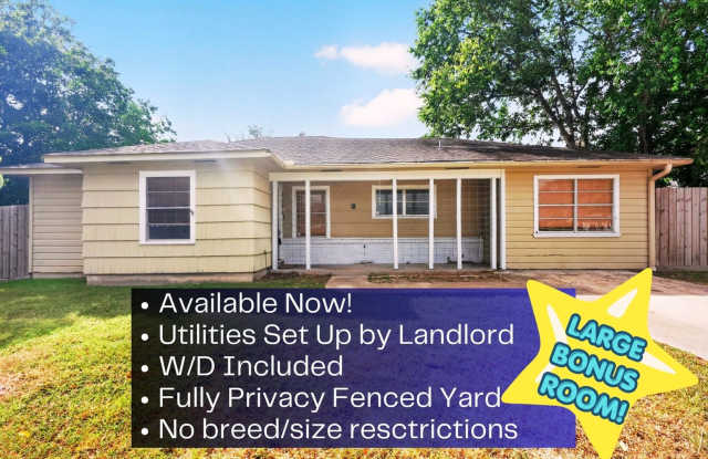 Charming 3 Bed / 2 Bath Home with Large Bonus Room – Fully Fenced Yard, Close to A&M! photos photos