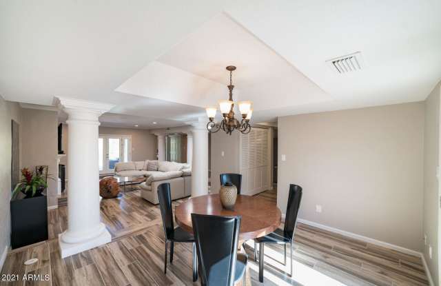 8107 E VIA DEL DESIERTO -- Gallery 4