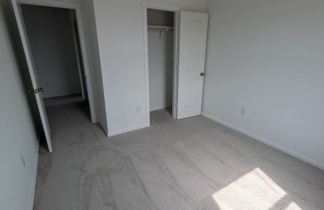 6610 Fiore Garden Gallery 2