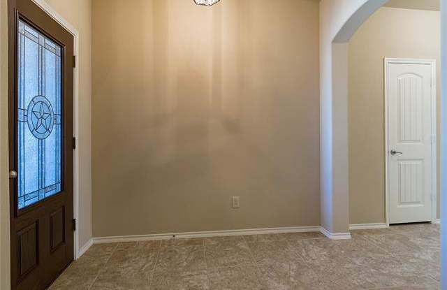 800 English Ivy Drive Gallery 4