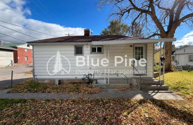 1324 South 4th Avenue - 1324 South 4th Avenue, Pocatello, ID 83201