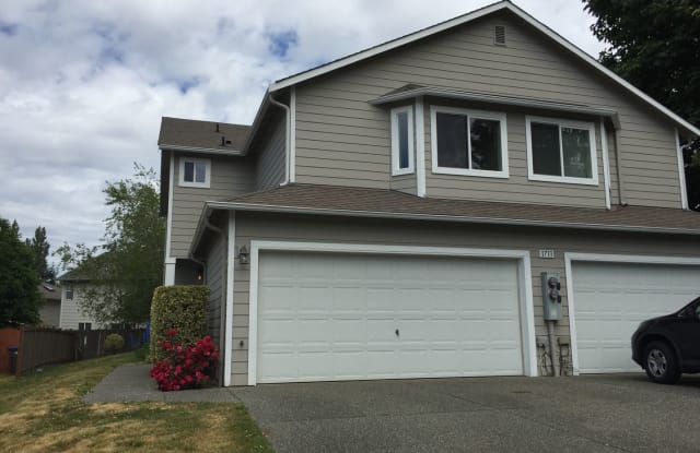 1711 180th Place SW, Unit A - 1711 180th Pl SW, Larch Way, WA 98037