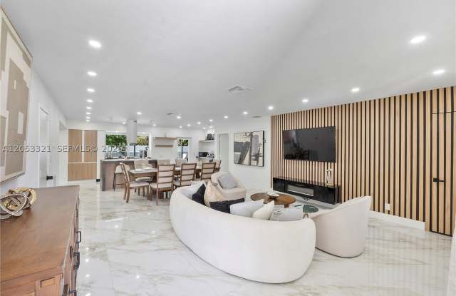 3261 Seaward Dr Gallery 4